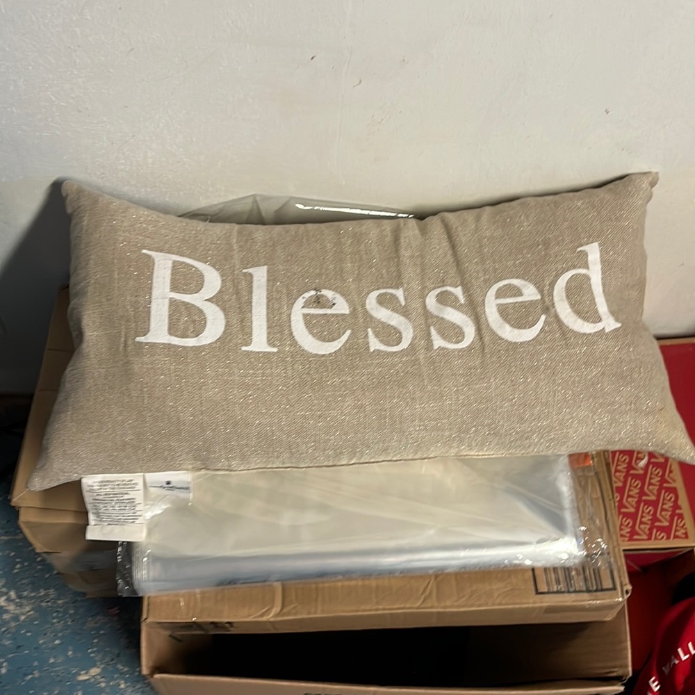 Blessed - lower back pillow